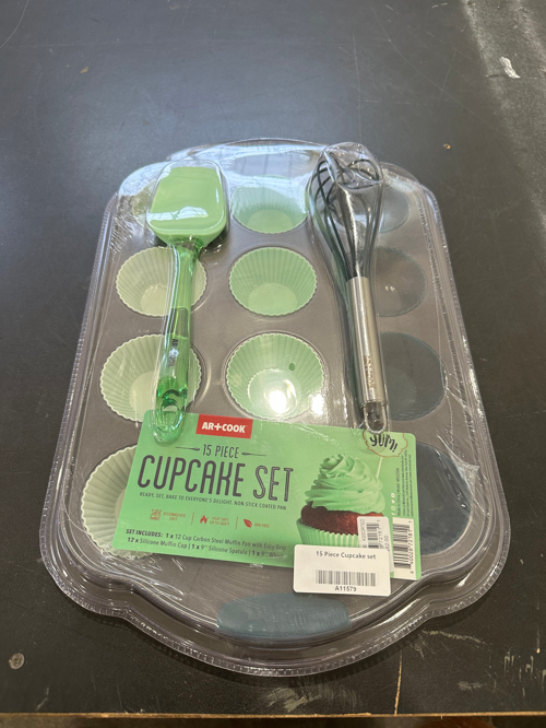 15-piece-cupcake-set